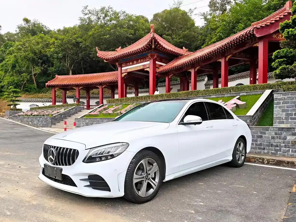 2020 Mercedes-Benz C-Class C 260 L Sport Edition — миниатюра 1