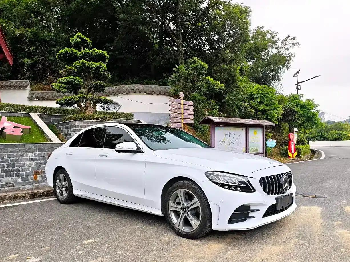 2020 Mercedes-Benz C-Class C 260 L Sport Edition — миниатюра 3