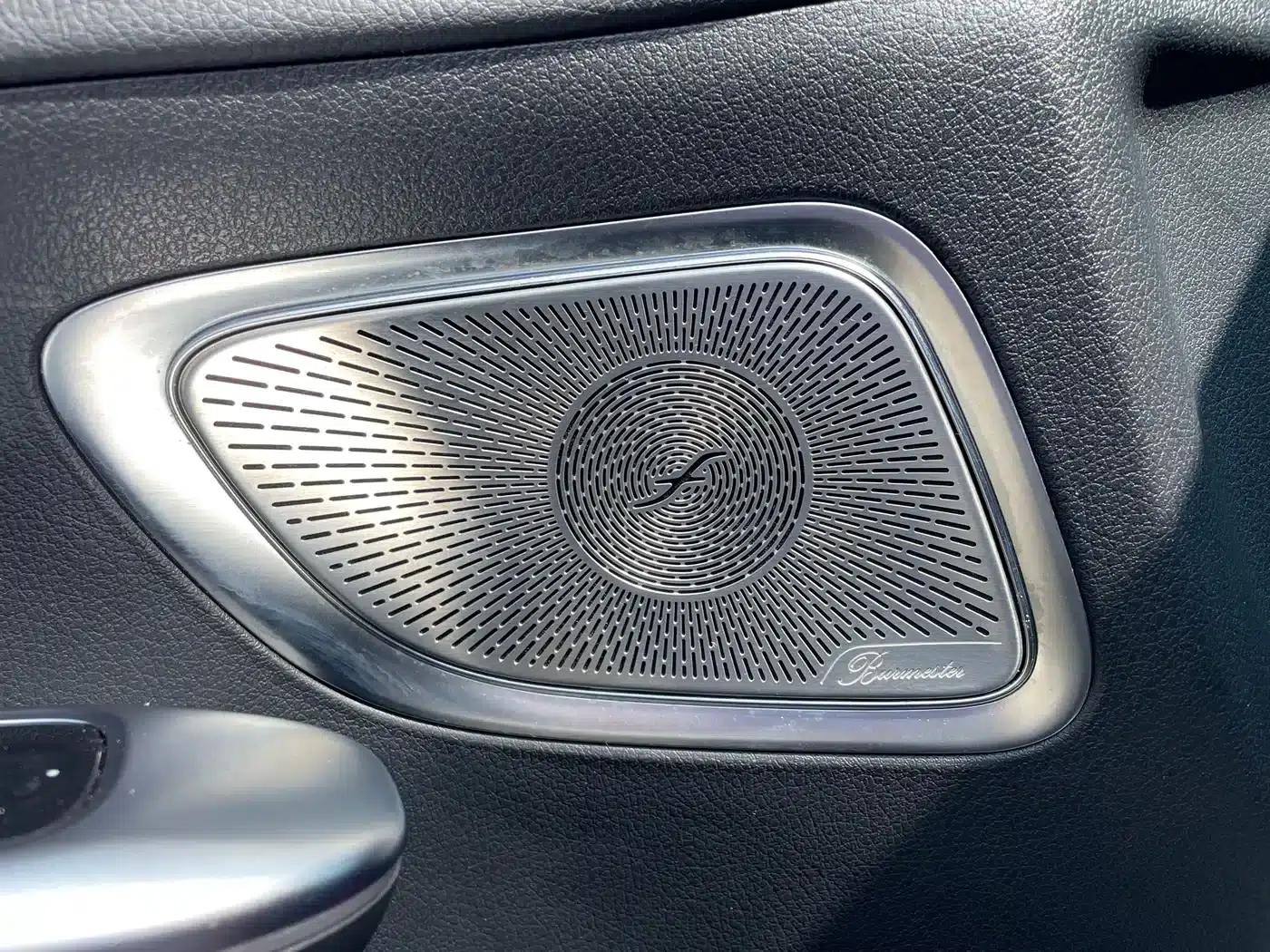 Mercedes-Benz C-Class 2022 Facelift C 260 L Sport Night Edition — миниатюра 22