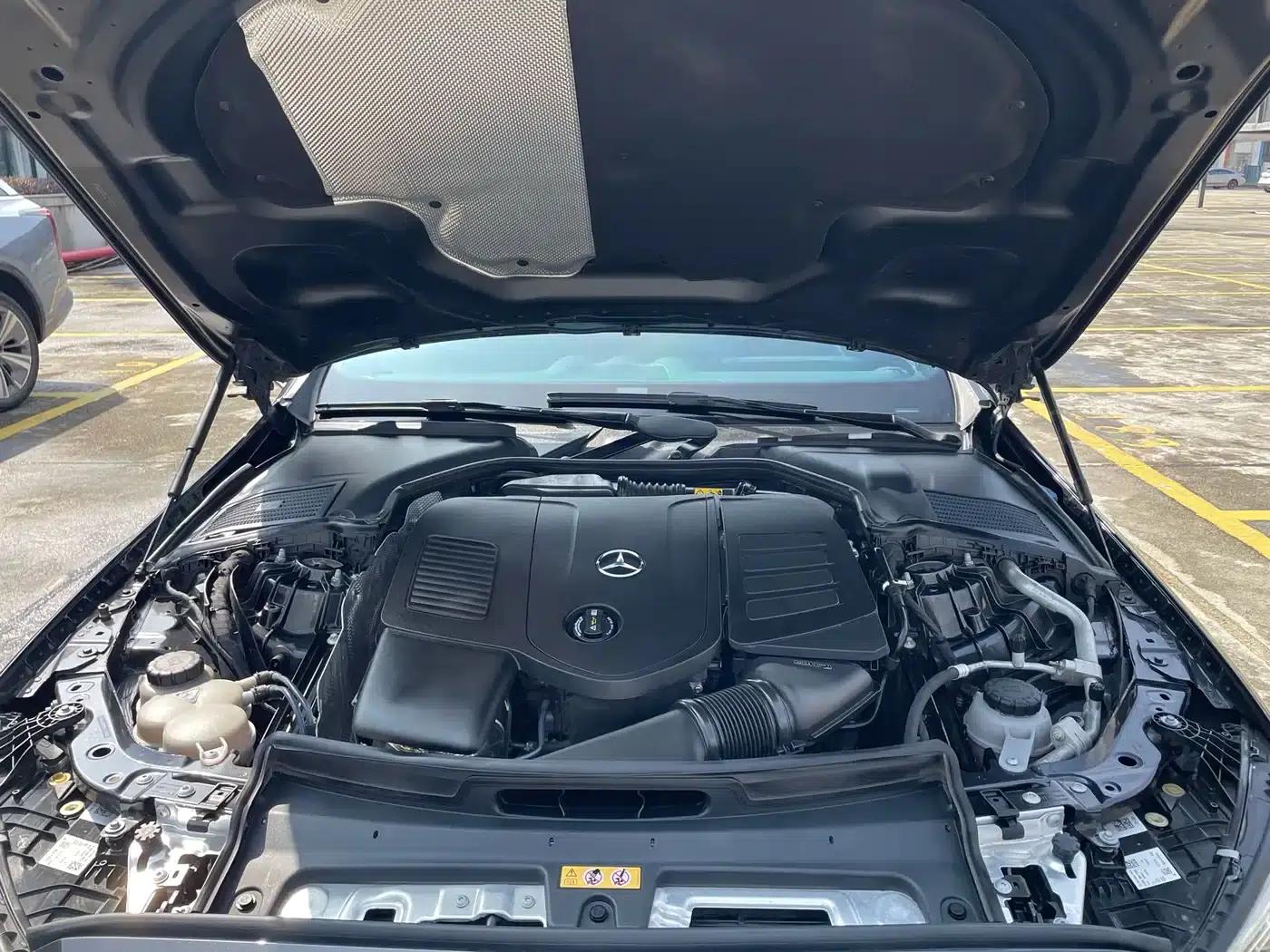 Mercedes-Benz C-Class 2022 Facelift C 260 L Sport Night Edition — миниатюра 24