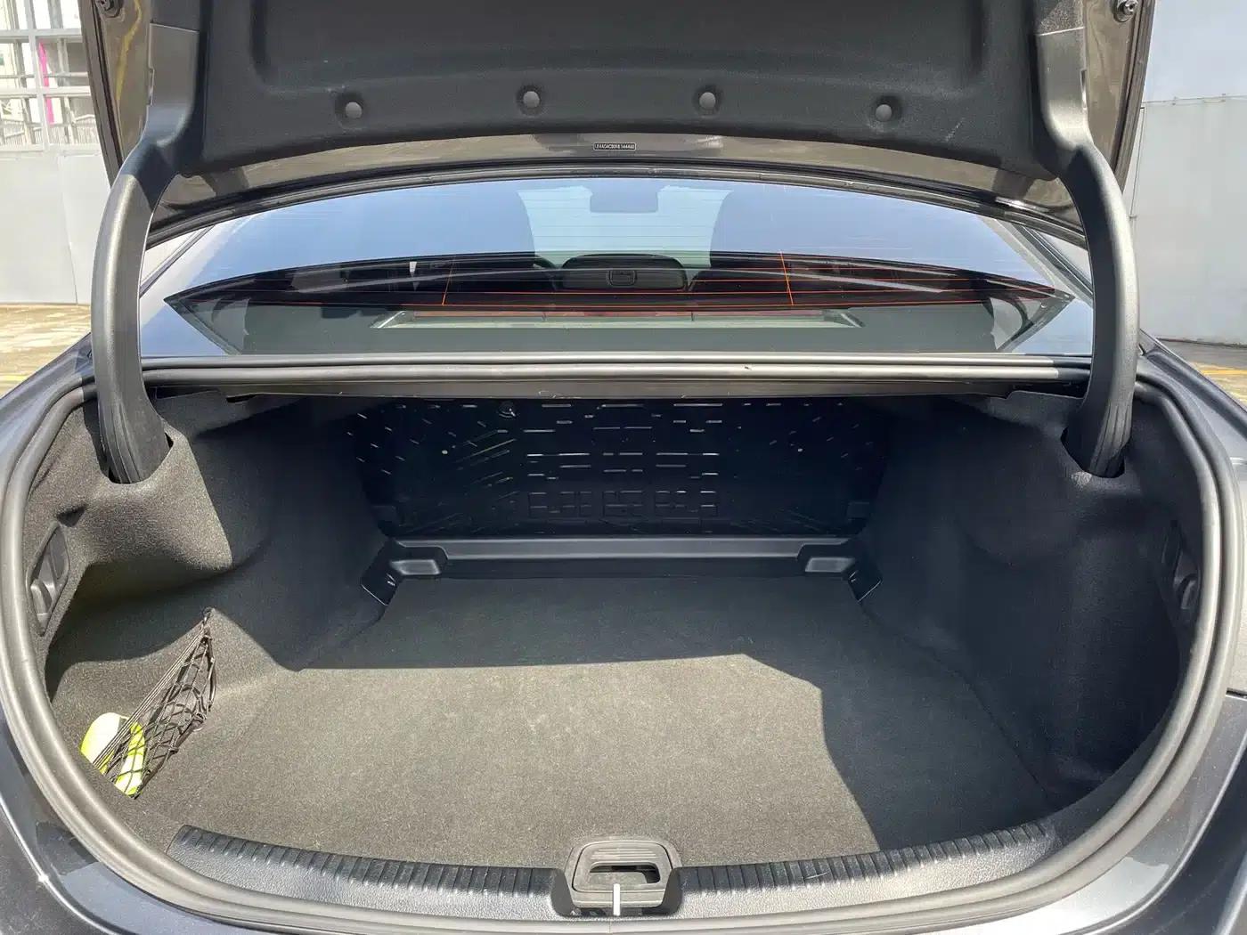 Mercedes-Benz C-Class 2022 Facelift C 260 L Sport Night Edition — миниатюра 25