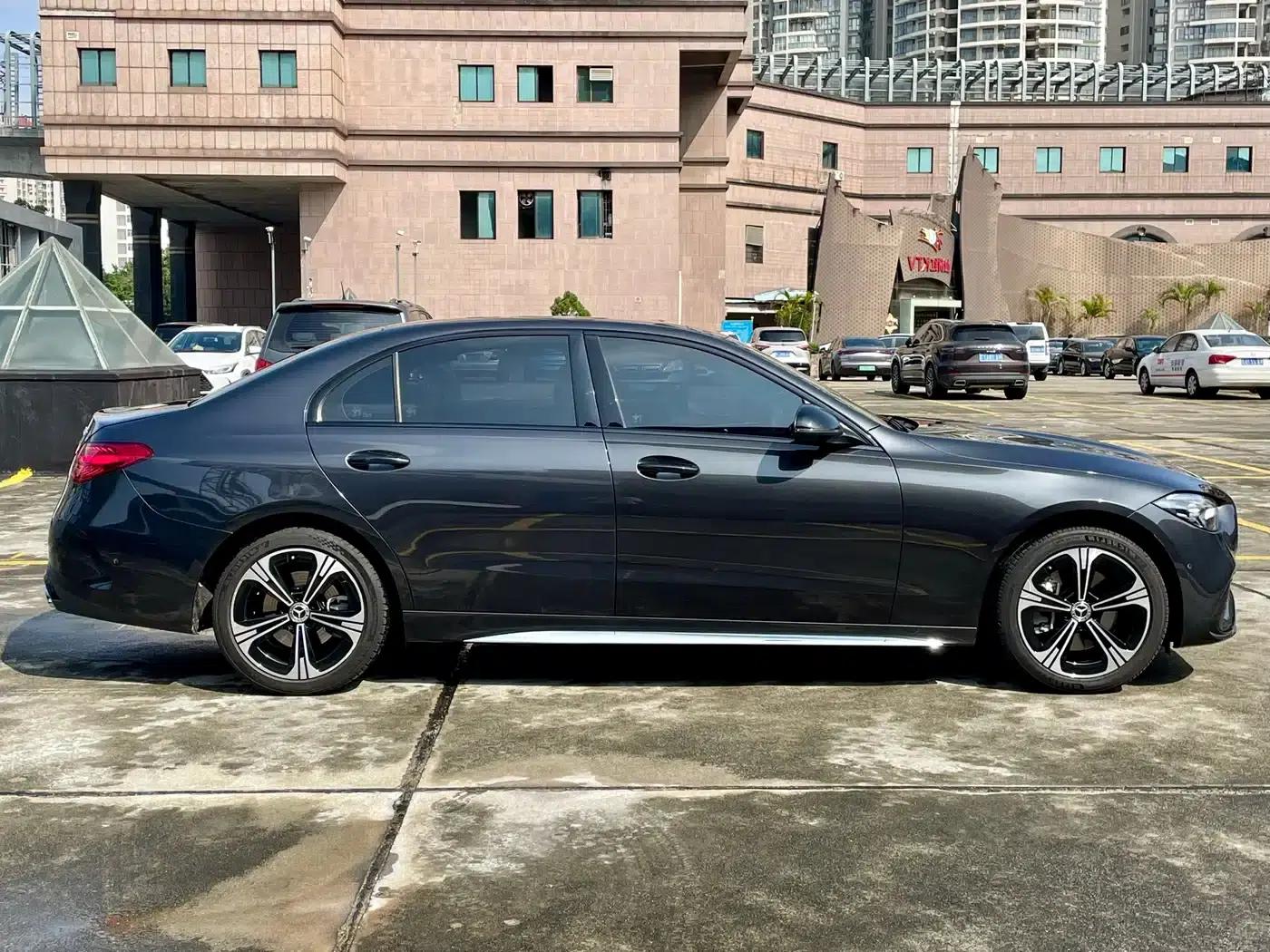 Mercedes-Benz C-Class 2022 Facelift C 260 L Sport Night Edition — миниатюра 30