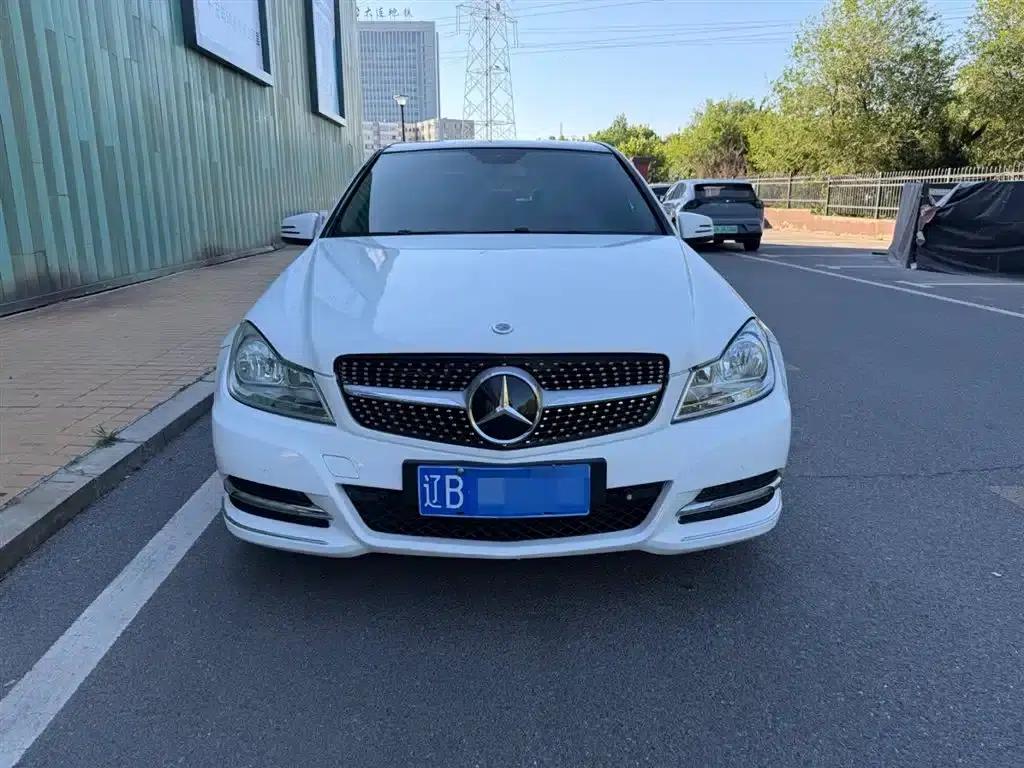 2013 Mercedes-Benz C-Class C 260 Elegance Grand Edition — миниатюра 2