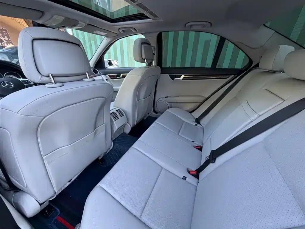 2013 Mercedes-Benz C-Class C 260 Elegance Grand Edition — миниатюра 8