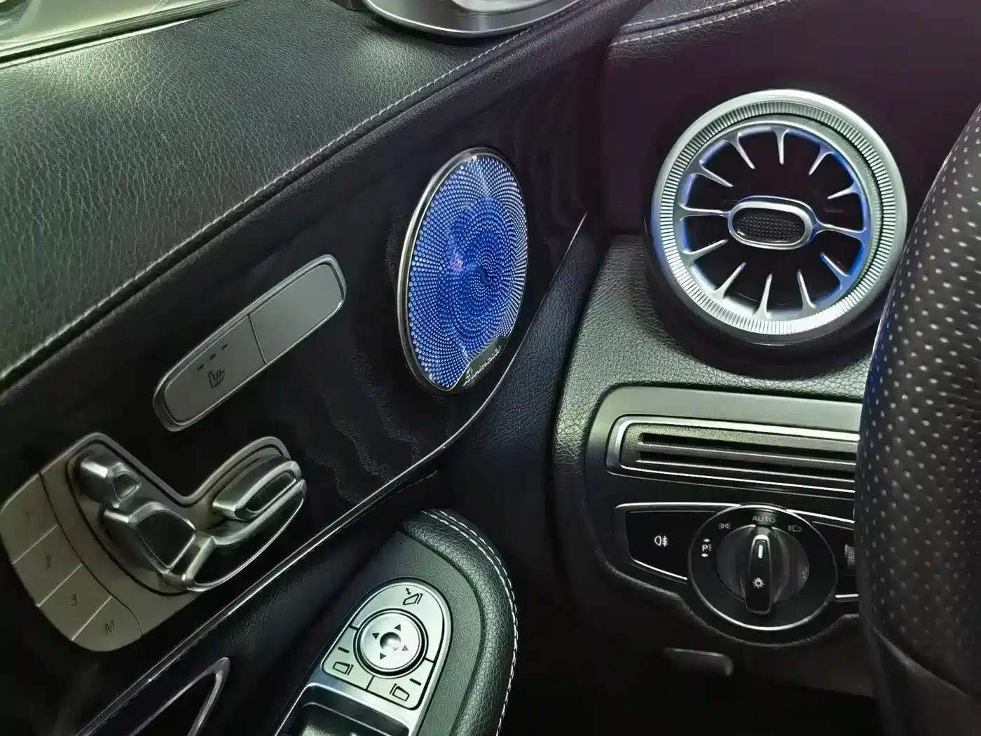 2020 Mercedes-Benz C-Class C 260 L Sport Edition — миниатюра 17