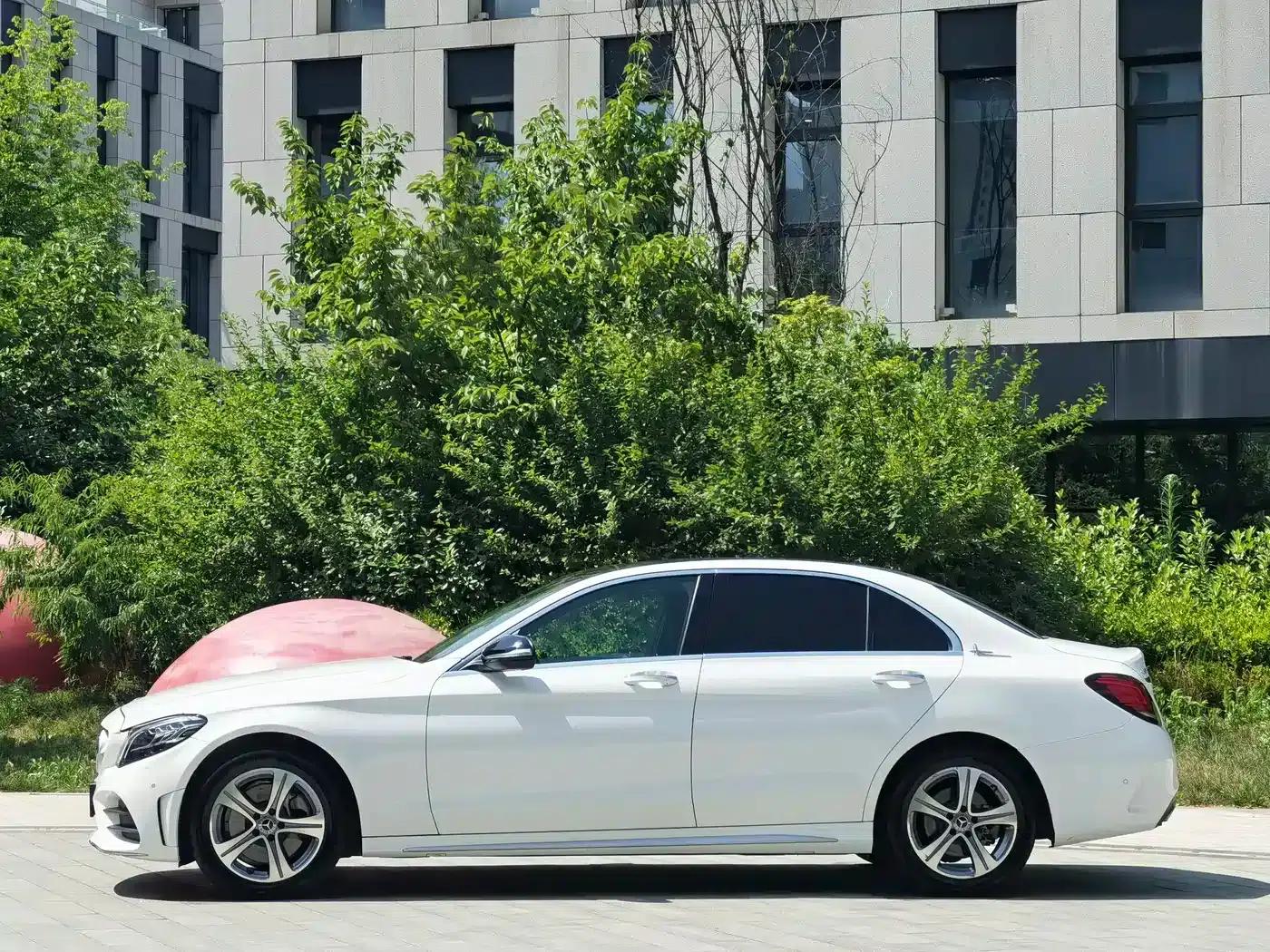 2020 Mercedes-Benz C-Class C 260 L Sport Edition — миниатюра 4