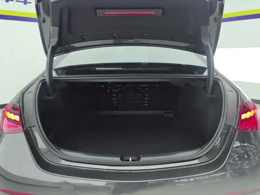 2024 Mercedes-Benz C-Class C 260 L Sport Edition — миниатюра 4