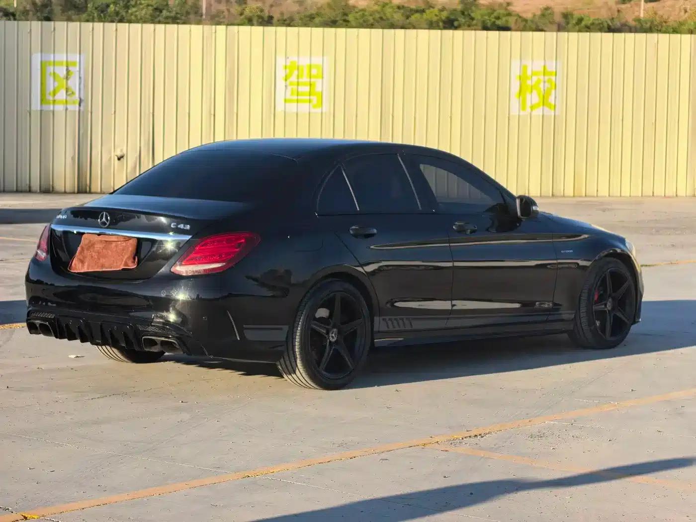 2016 Mercedes-Benz C-Class C 200 Sport Edition — миниатюра 8