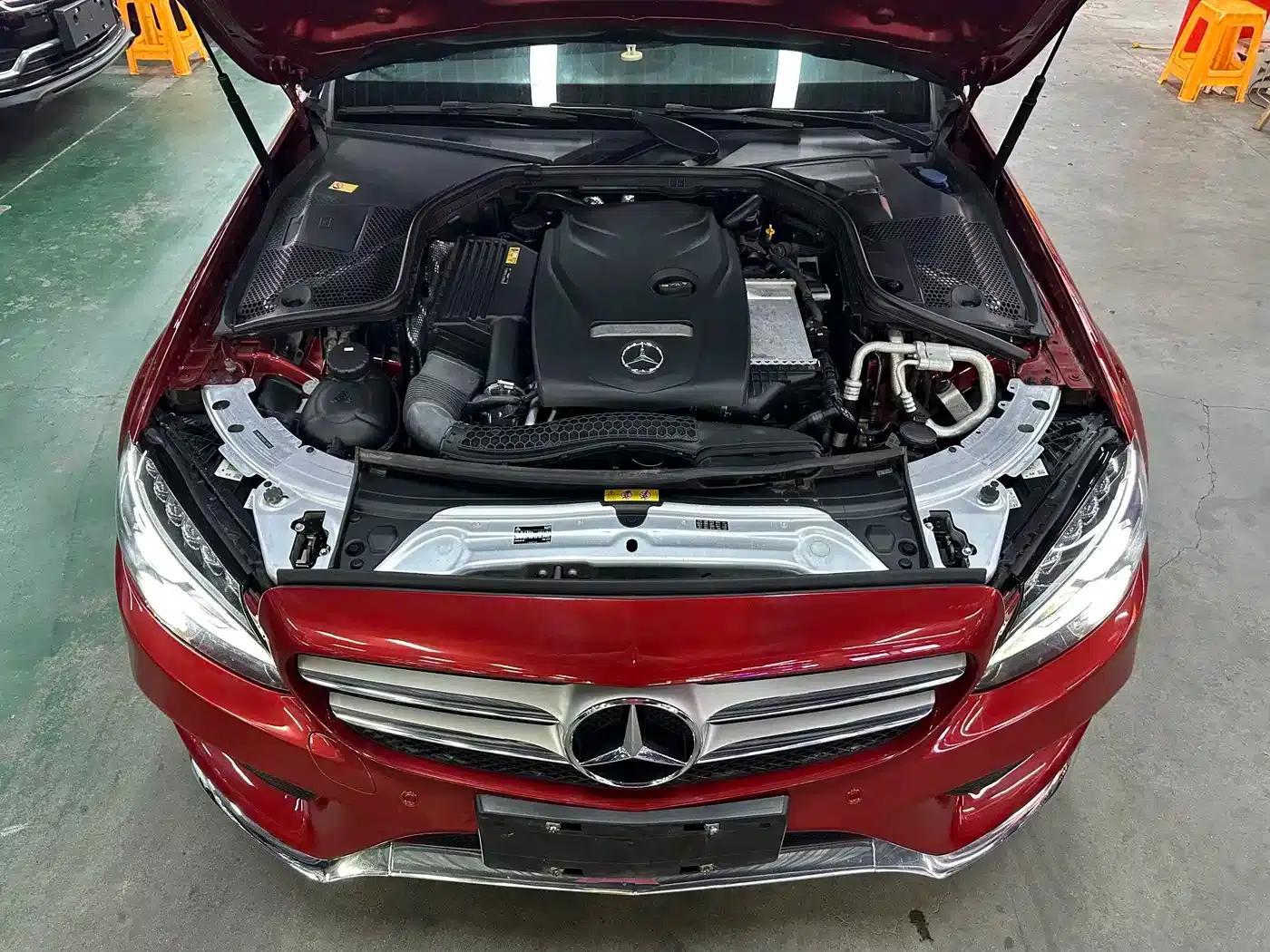 Mercedes-Benz C-Class 2015 Facelift C 200 L Sport — миниатюра 17