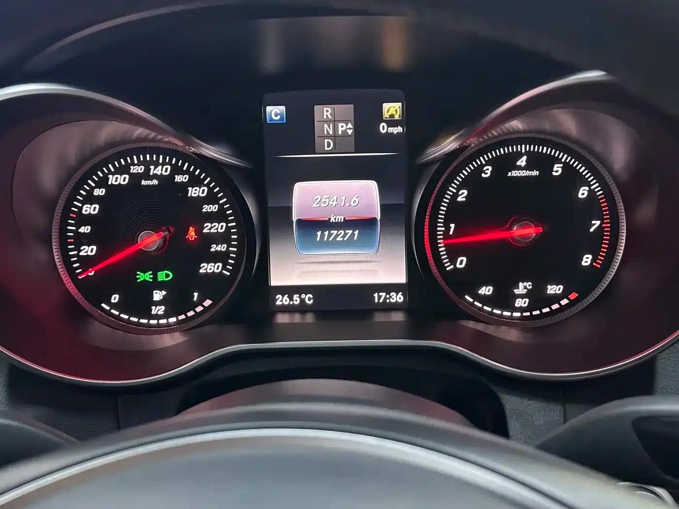 Mercedes-Benz C-Class 2015 Facelift C 200 L Sport — миниатюра 18