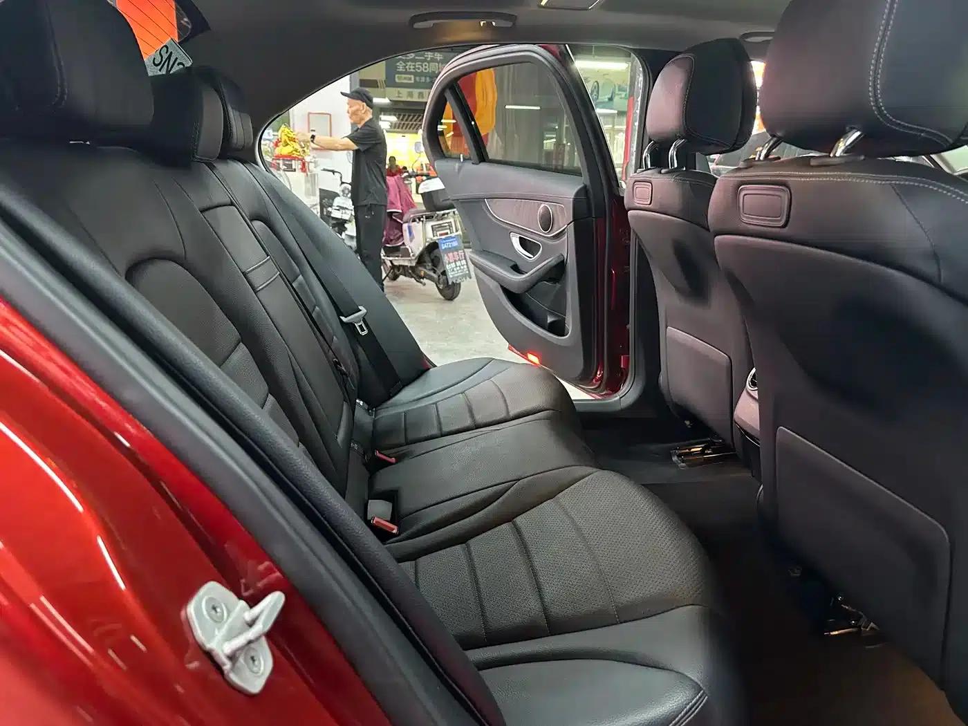 Mercedes-Benz C-Class 2015 Facelift C 200 L Sport — миниатюра 9