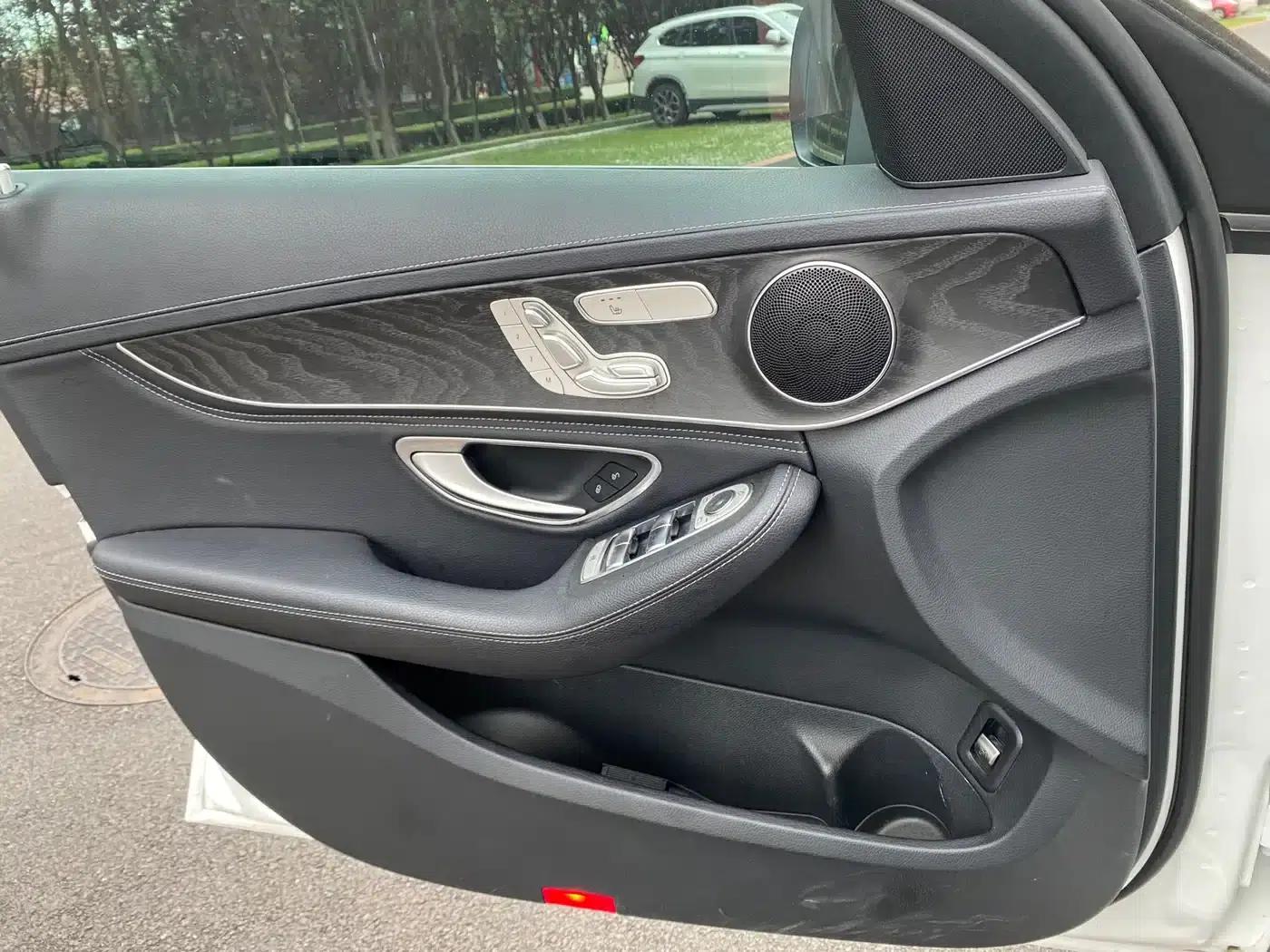 2020 Mercedes-Benz C-Class C 260 L Sport Edition — миниатюра 12