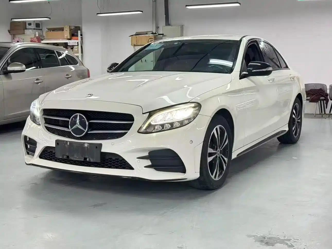 2019 Mercedes-Benz C-Class C 260 Sport Edition — миниатюра 1
