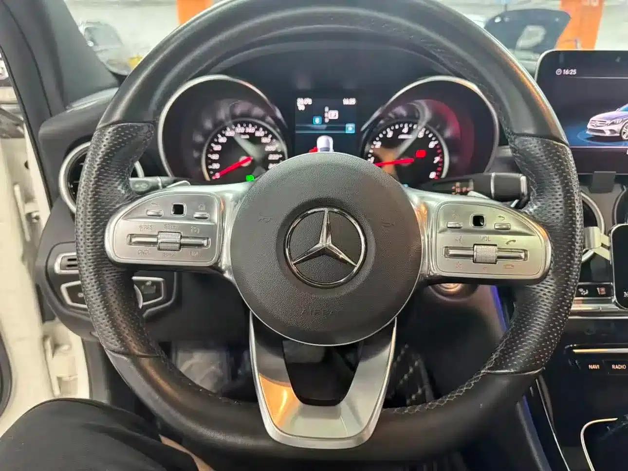 2019 Mercedes-Benz C-Class C 260 Sport Edition — миниатюра 7