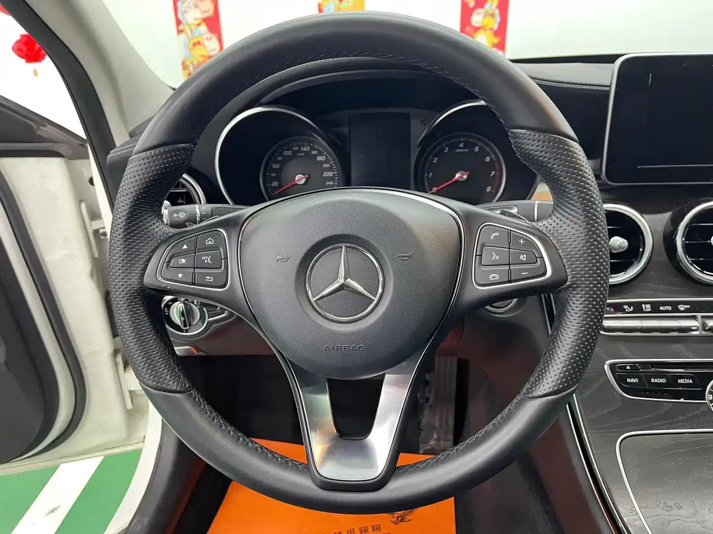 Mercedes-Benz C-Class 2015 Facelift C 200 L Sport — миниатюра 12