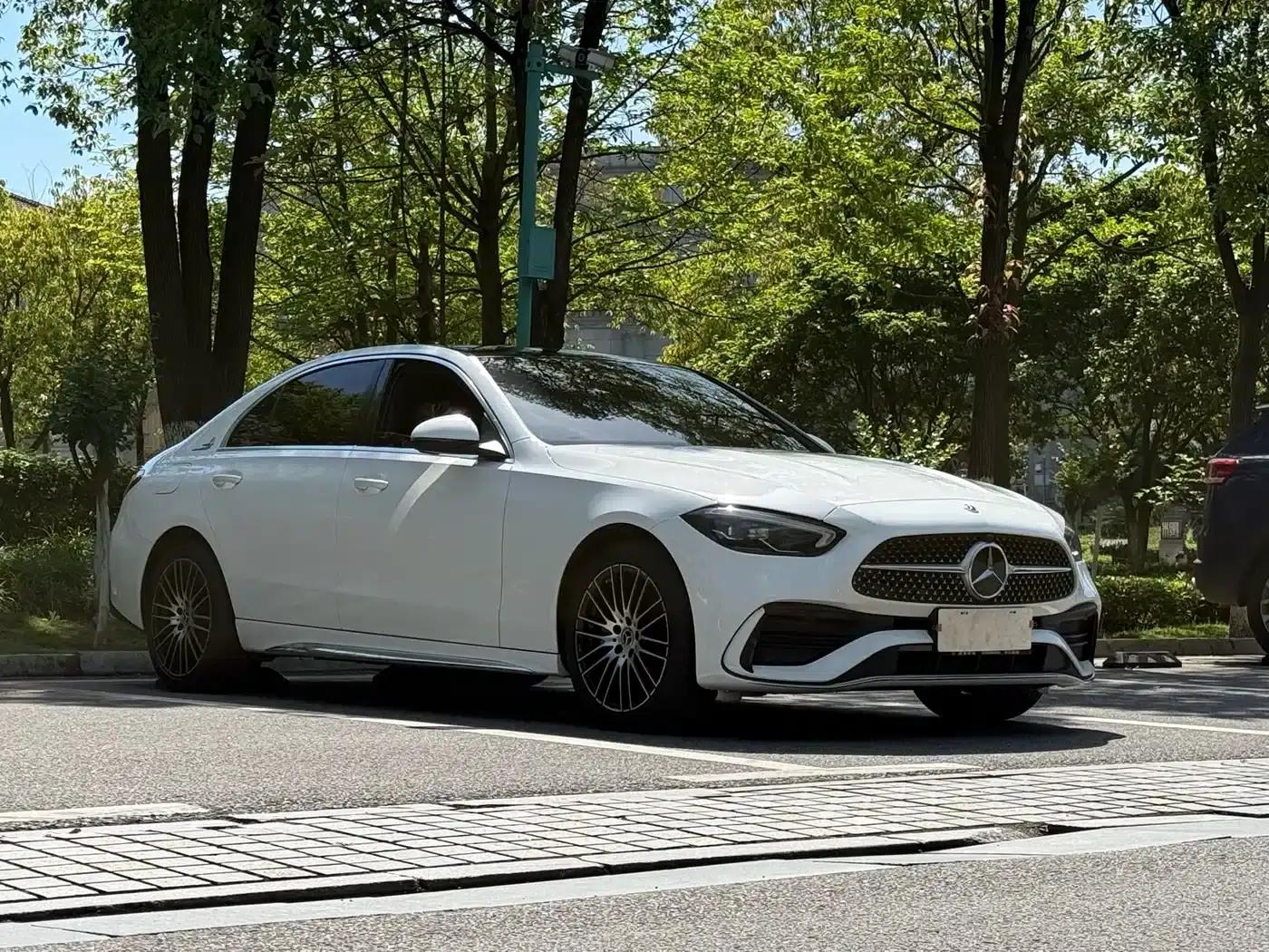 2022 Mercedes-Benz C-Class C 260 L — миниатюра 3