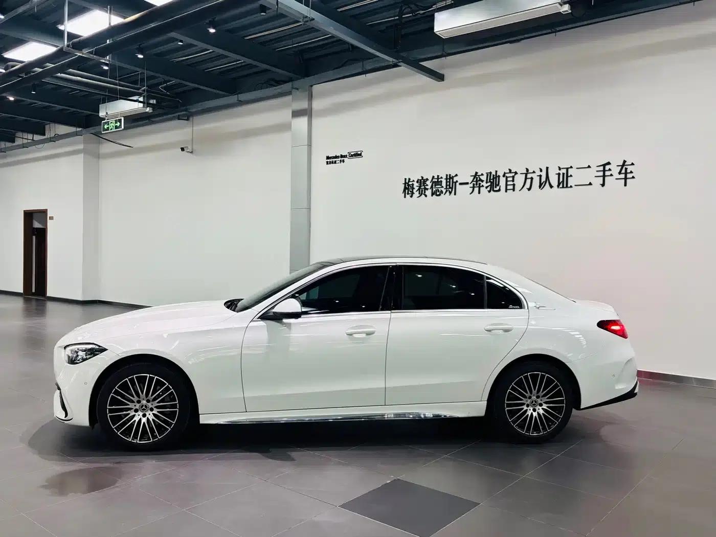 2024 Mercedes-Benz C-Class C 260 L Sport Edition — миниатюра 3
