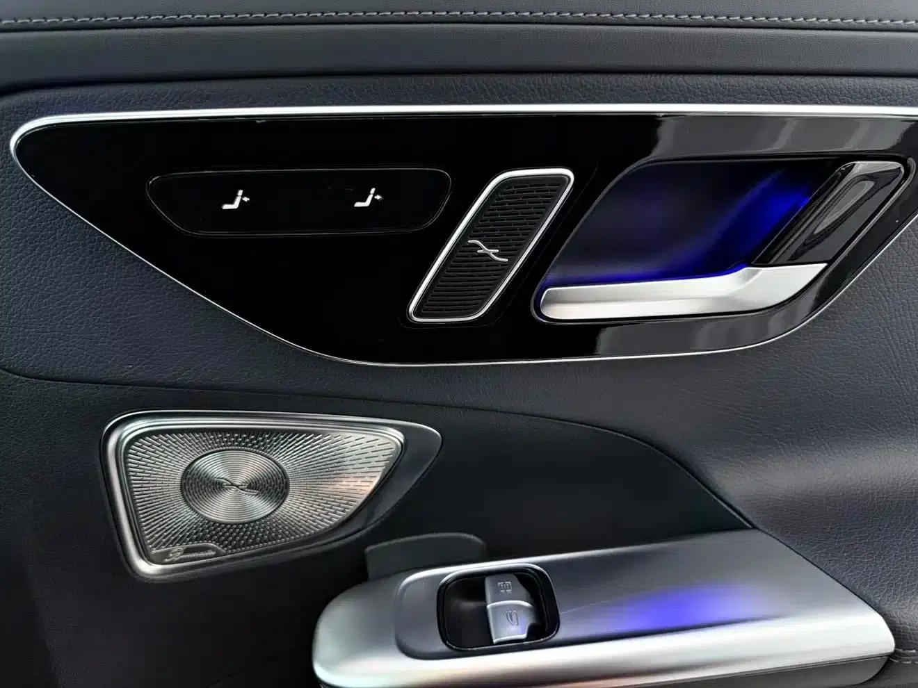 2024 Mercedes-Benz C-Class C 260 L Midnight Sport Edition — миниатюра 11
