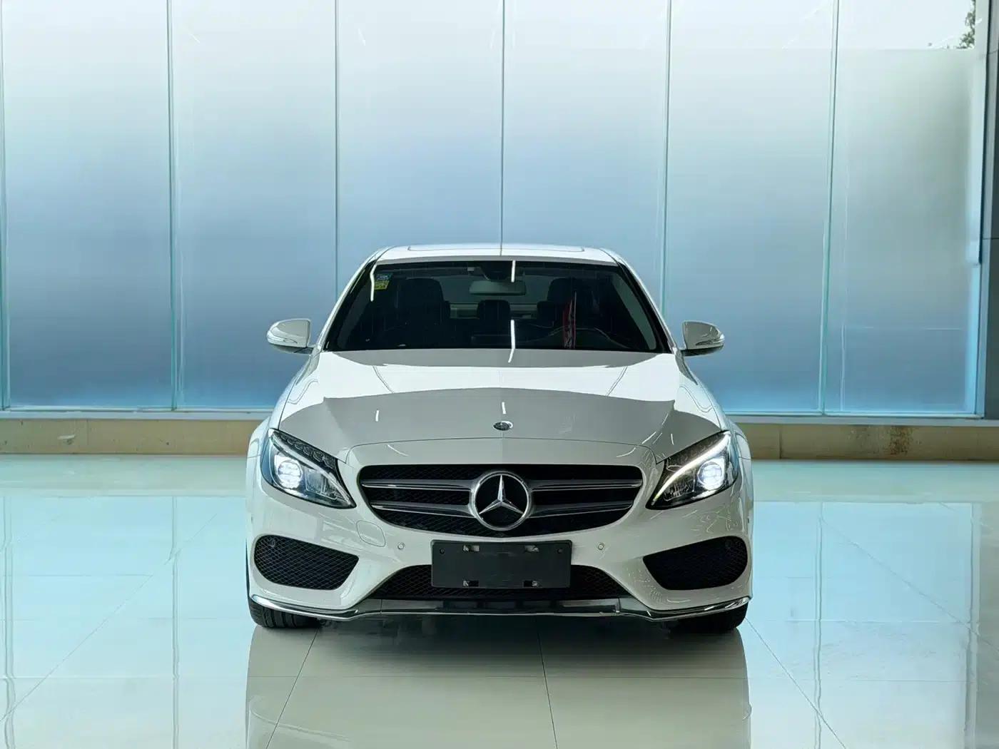 2017 Mercedes-Benz C-Class C 180 L Sport Edition — миниатюра 2