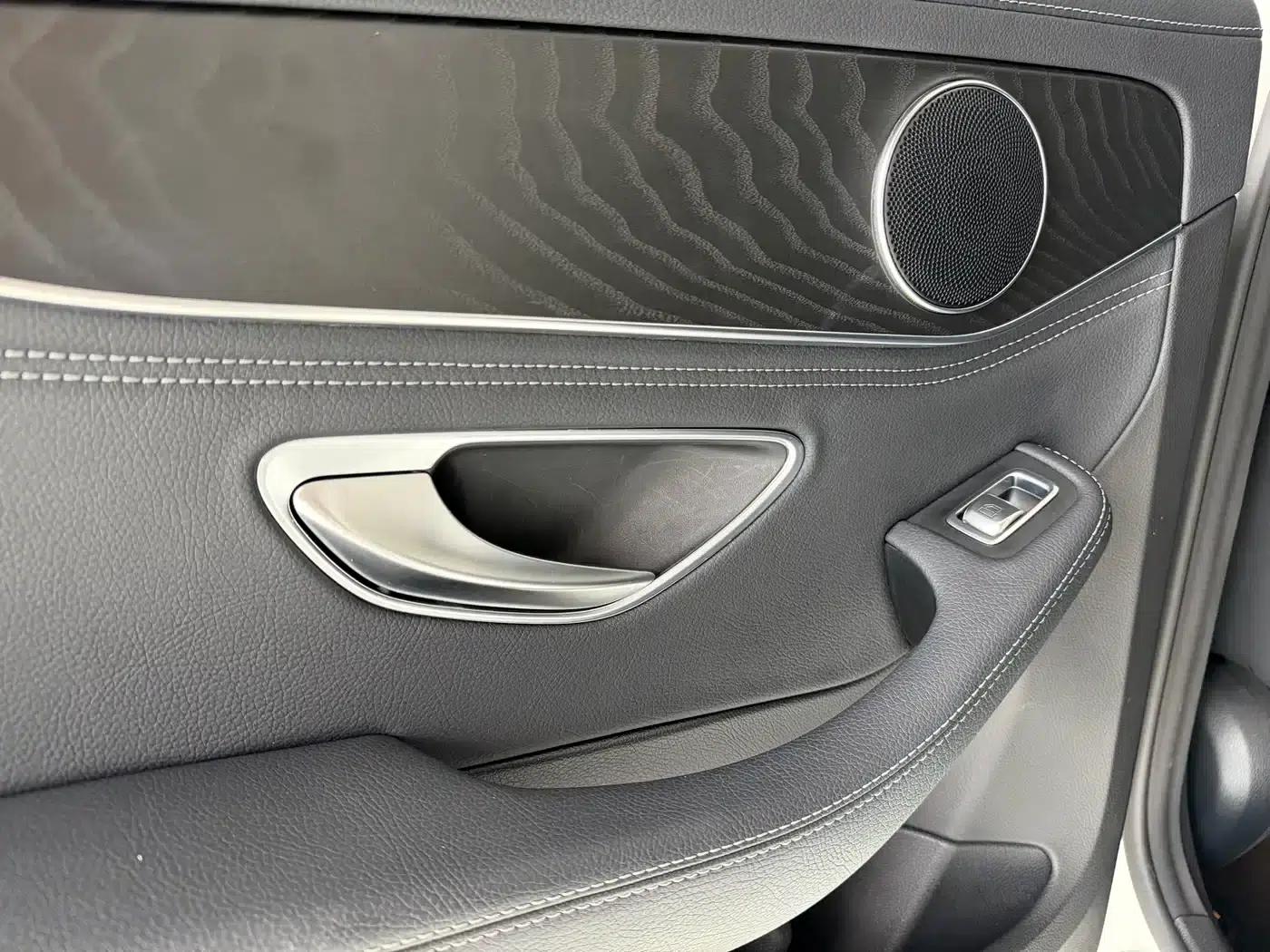 2017 Mercedes-Benz C-Class C 180 L Sport Edition — миниатюра 17