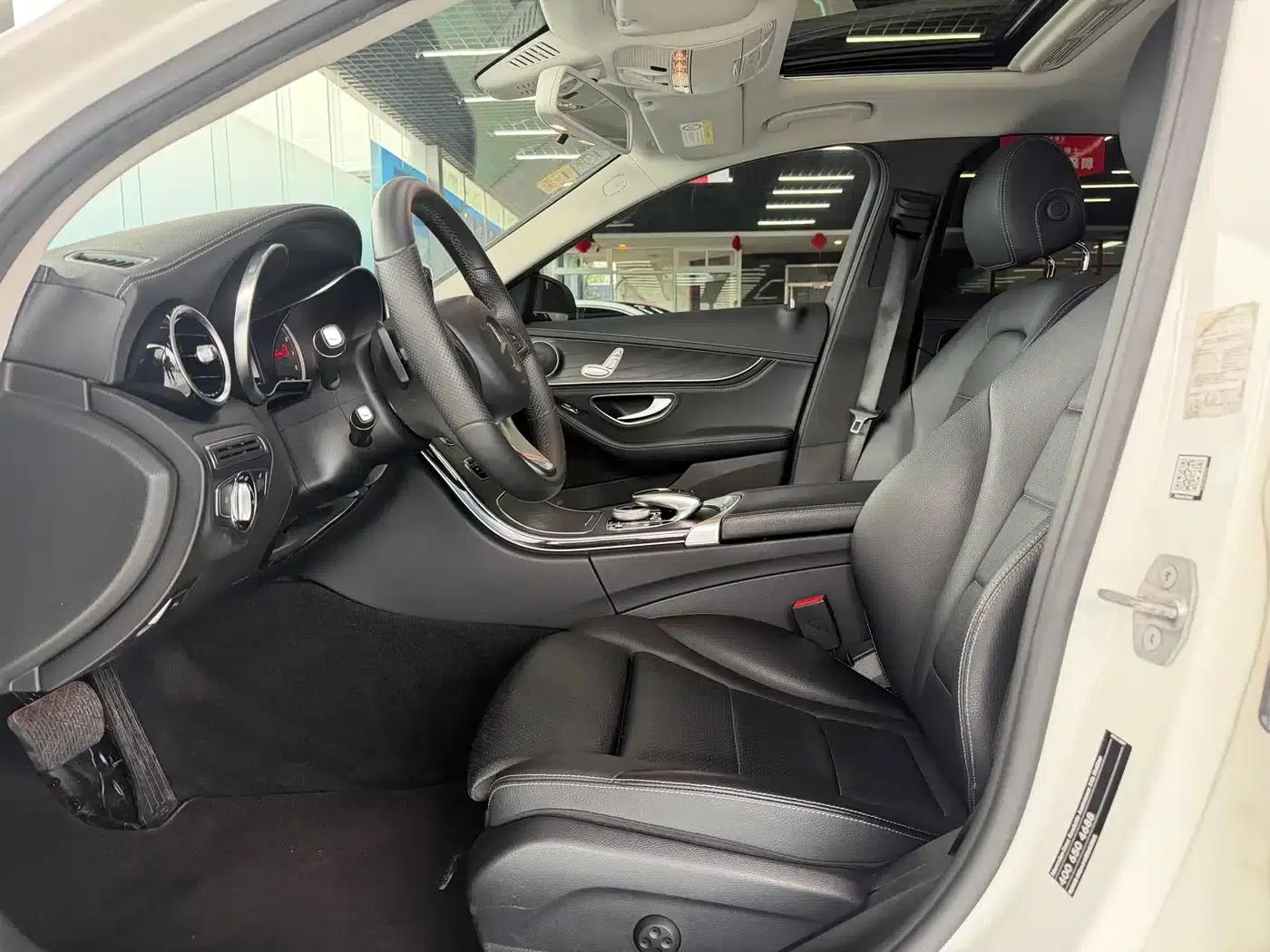 2017 Mercedes-Benz C-Class C 180 L Sport Edition — миниатюра 8