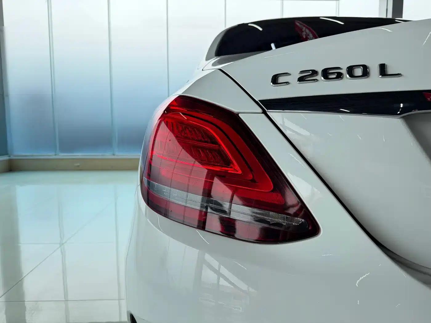 2021 Mercedes-Benz C-Class C 260 L Sport Edition — миниатюра 13