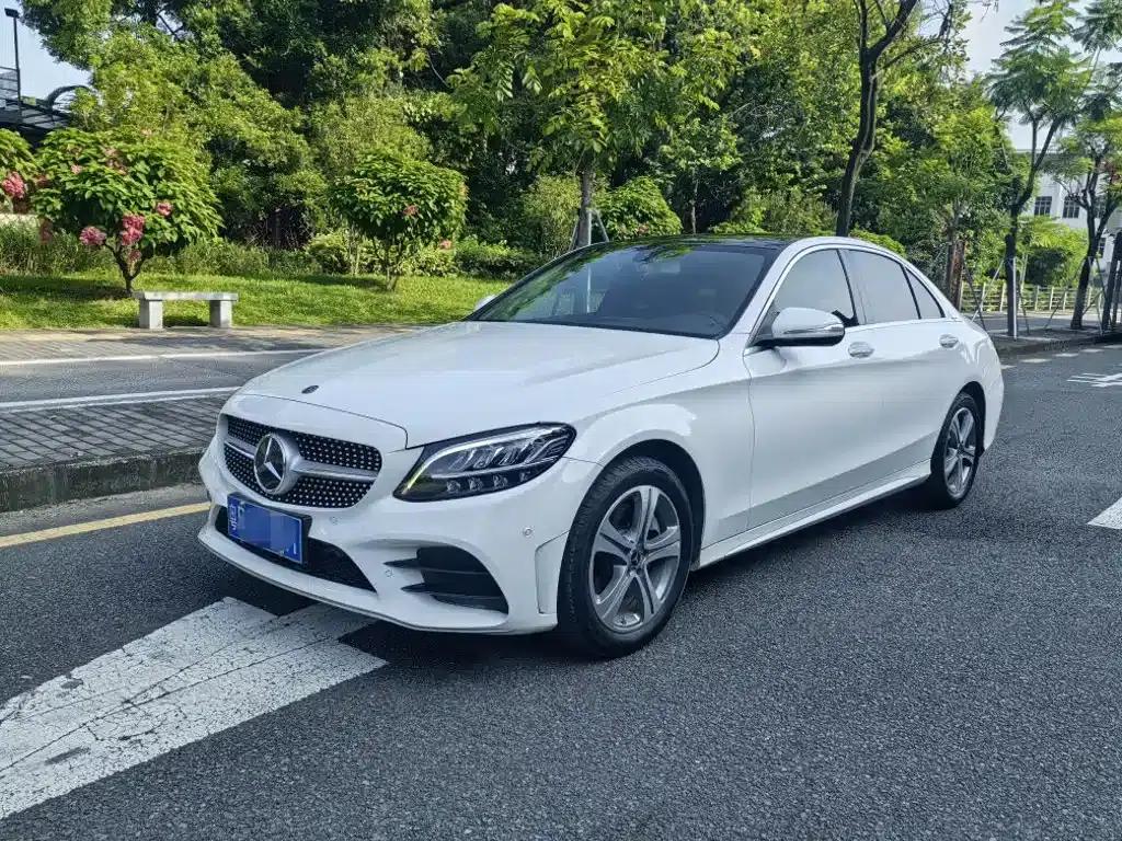 2020 Mercedes-Benz C-Class C 260 L Sport Edition — миниатюра 1