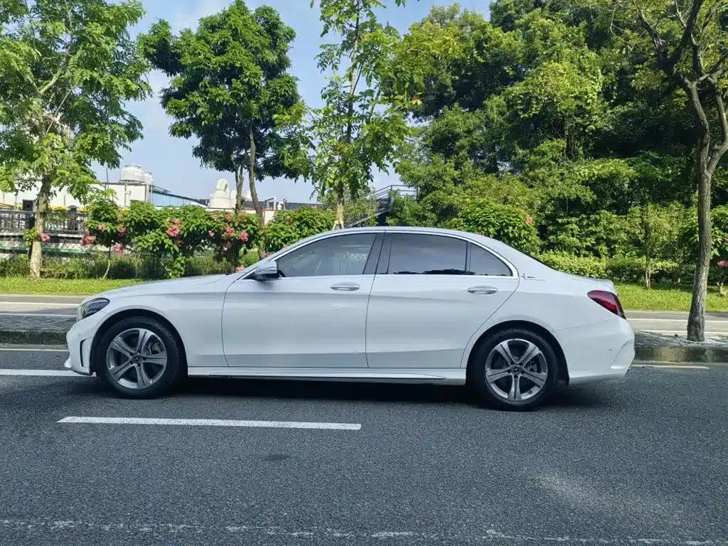 2020 Mercedes-Benz C-Class C 260 L Sport Edition — миниатюра 3