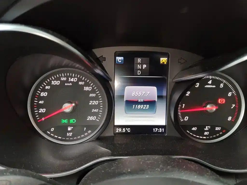 2018 Mercedes-Benz C-Class C 200 L Sport Edition — миниатюра 12