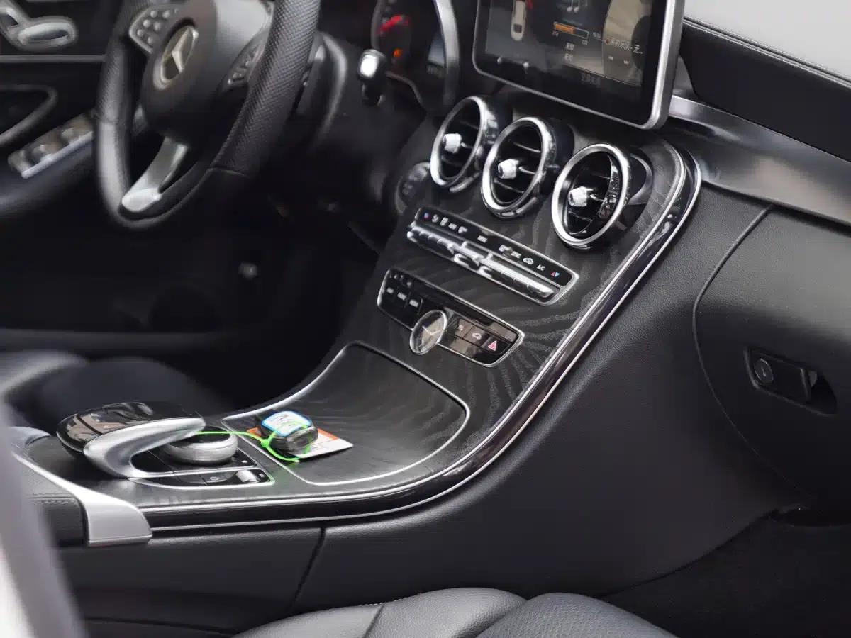 2018 Mercedes-Benz C-Class C 200 L Sport Edition — миниатюра 15