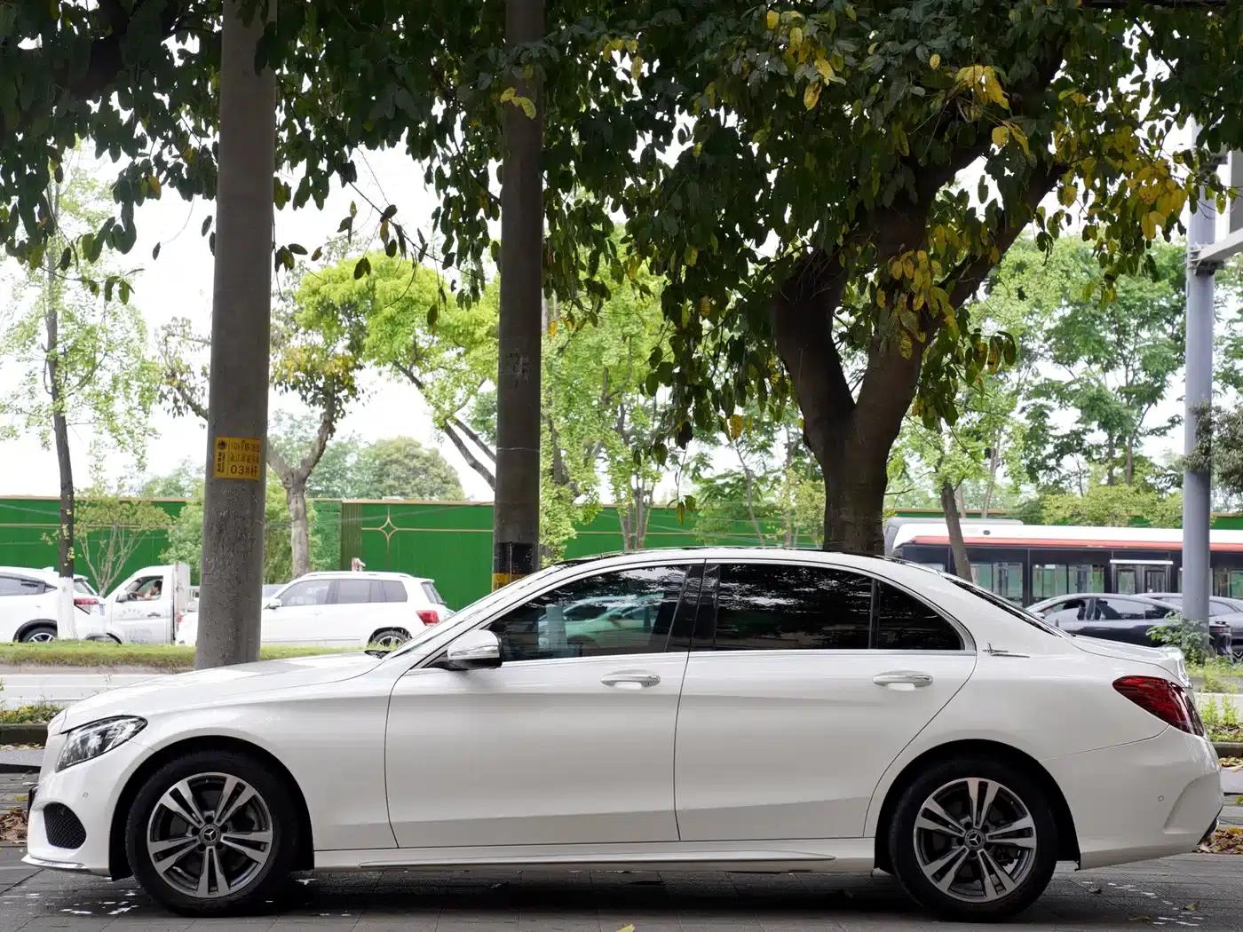 2018 Mercedes-Benz C-Class C 200 L Sport Edition — миниатюра 4