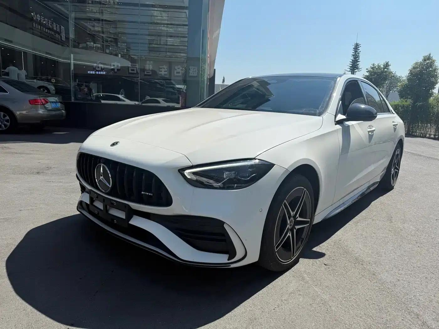 Mercedes-Benz C-Class 2023 Facelift C 260 L Sport Night Edition — миниатюра 1