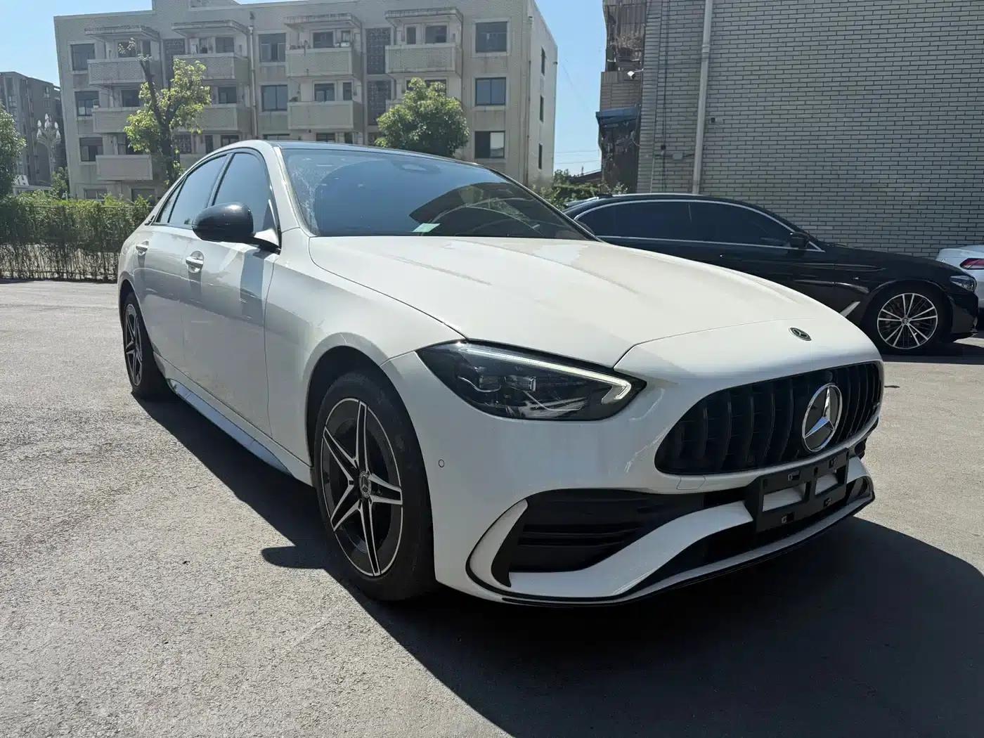 Mercedes-Benz C-Class 2023 Facelift C 260 L Sport Night Edition — миниатюра 3