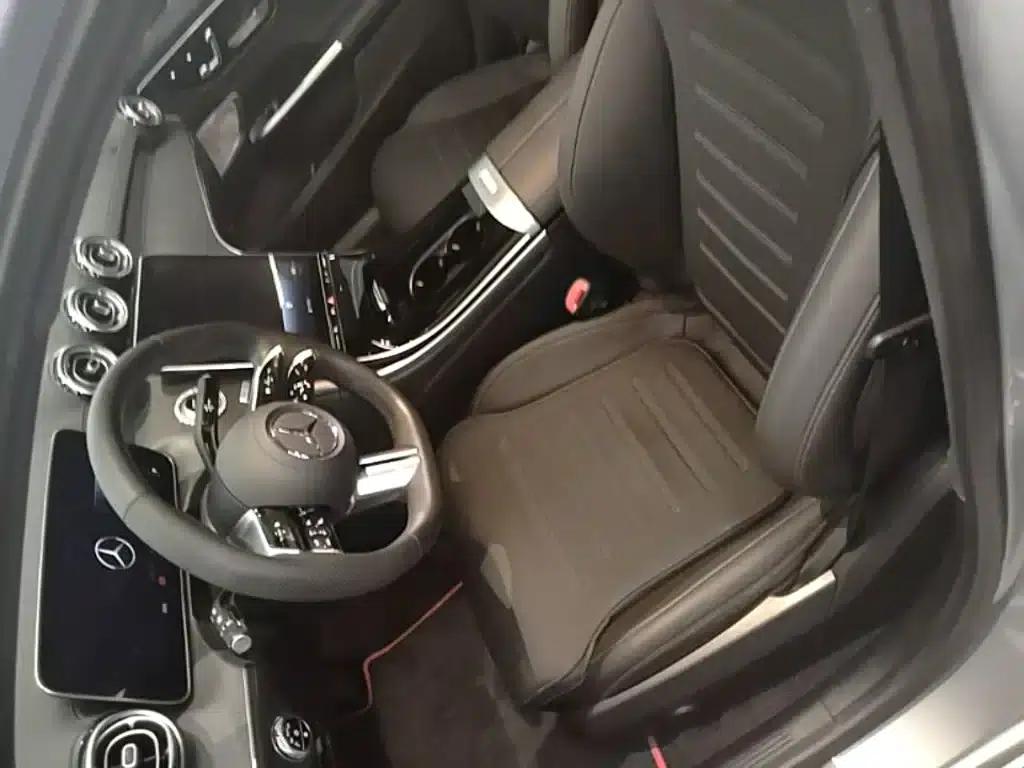 Mercedes-Benz C-Class 2024 Facelift C 260 L Sport Edition — миниатюра 15