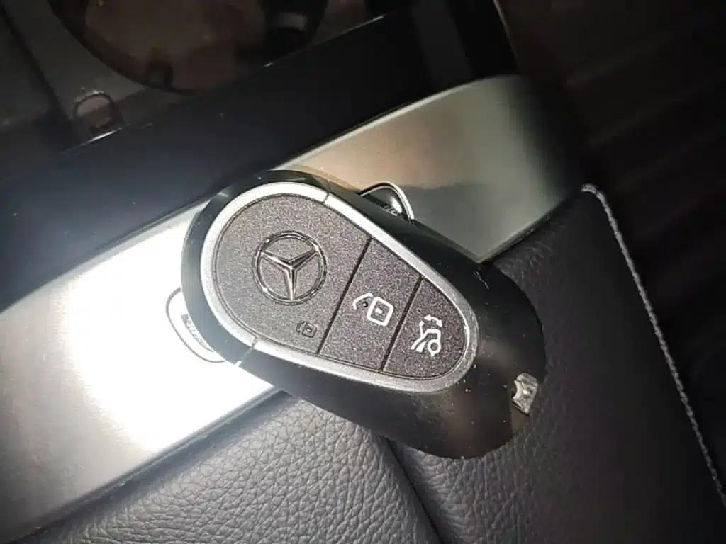 Mercedes-Benz C-Class 2024 Facelift C 260 L Sport Edition — миниатюра 9