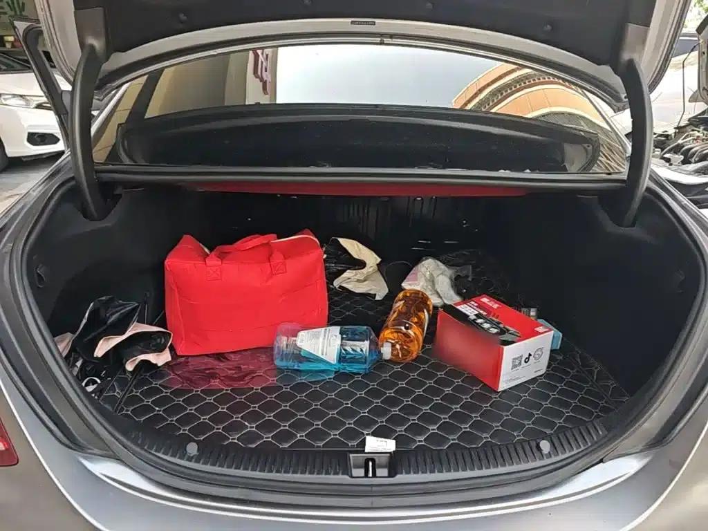 2018 Mercedes-Benz C-Class C 200 Sport Edition — миниатюра 19