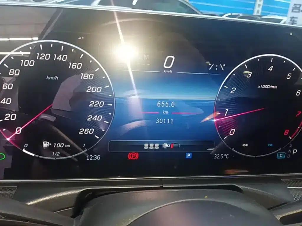 Mercedes-Benz C-Class 2023 Facelift C 260 L Sport Edition — миниатюра 12