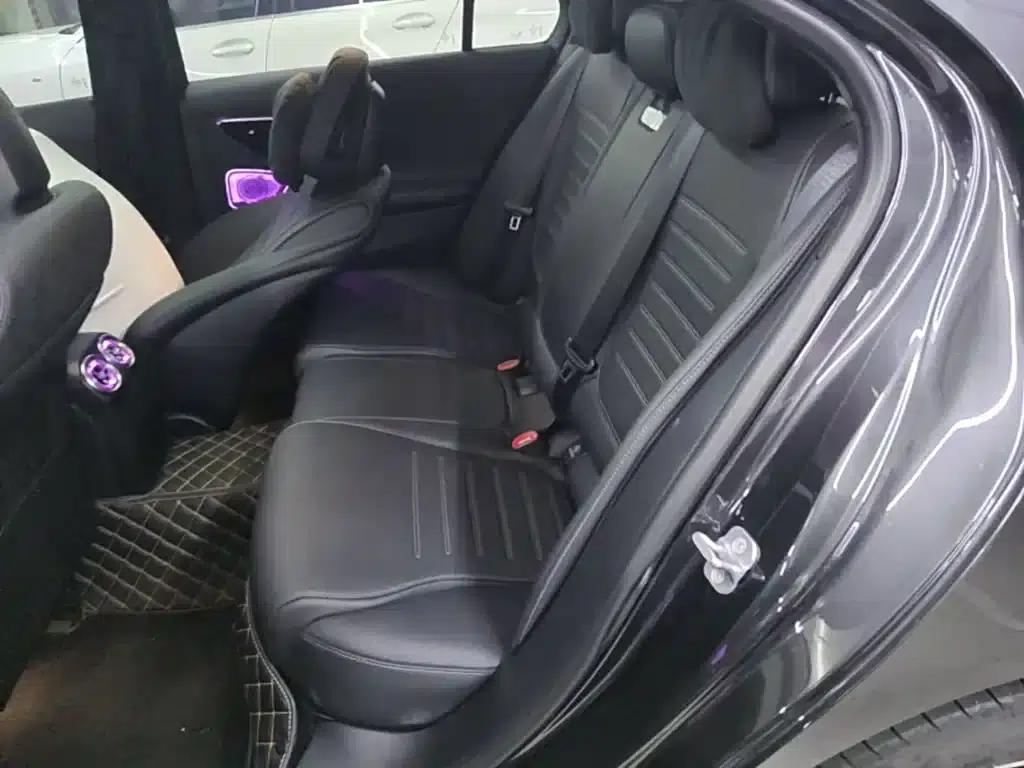 Mercedes-Benz C-Class 2023 Facelift C 260 L Sport Edition — миниатюра 17