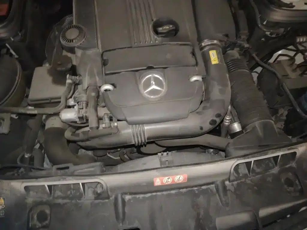 Imported Mercedes-Benz C-Class 2013 C 180 Coupe — миниатюра 16