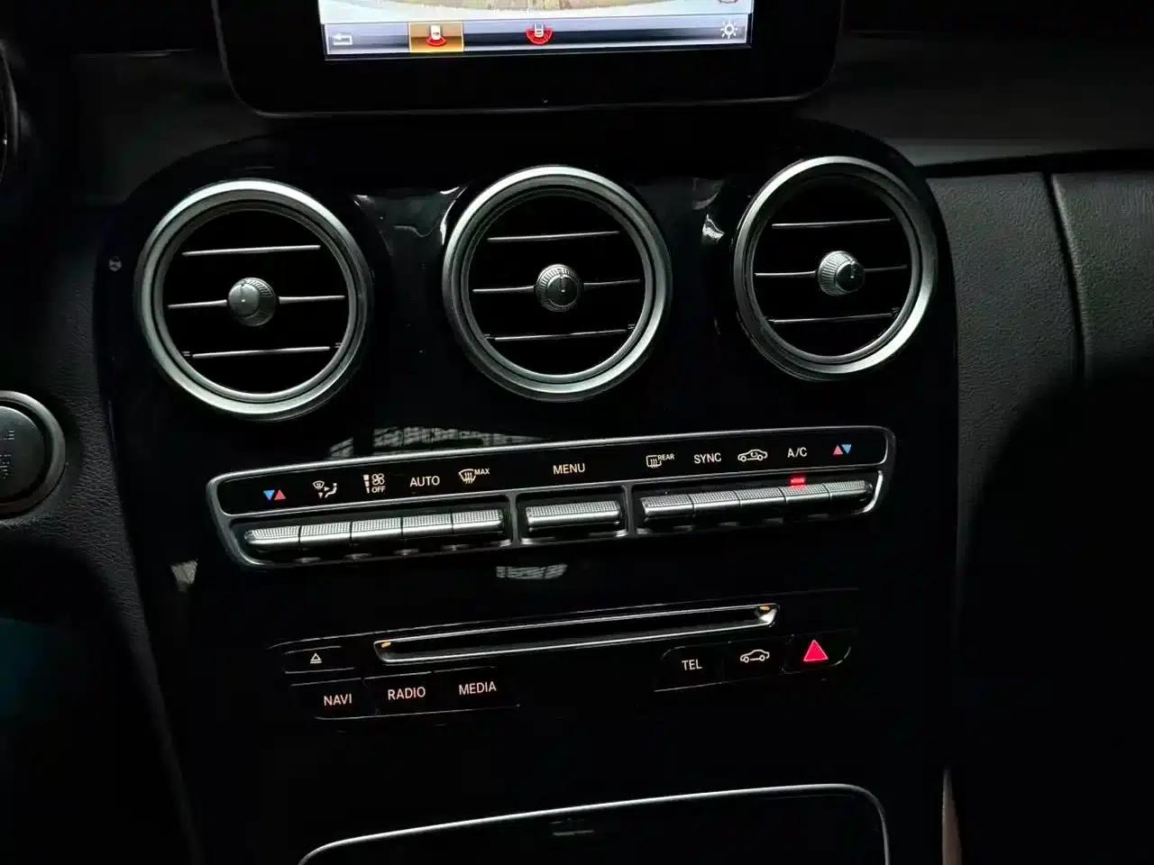 Imported Mercedes-Benz C-Class 2018 C 200 Coupe — миниатюра 11