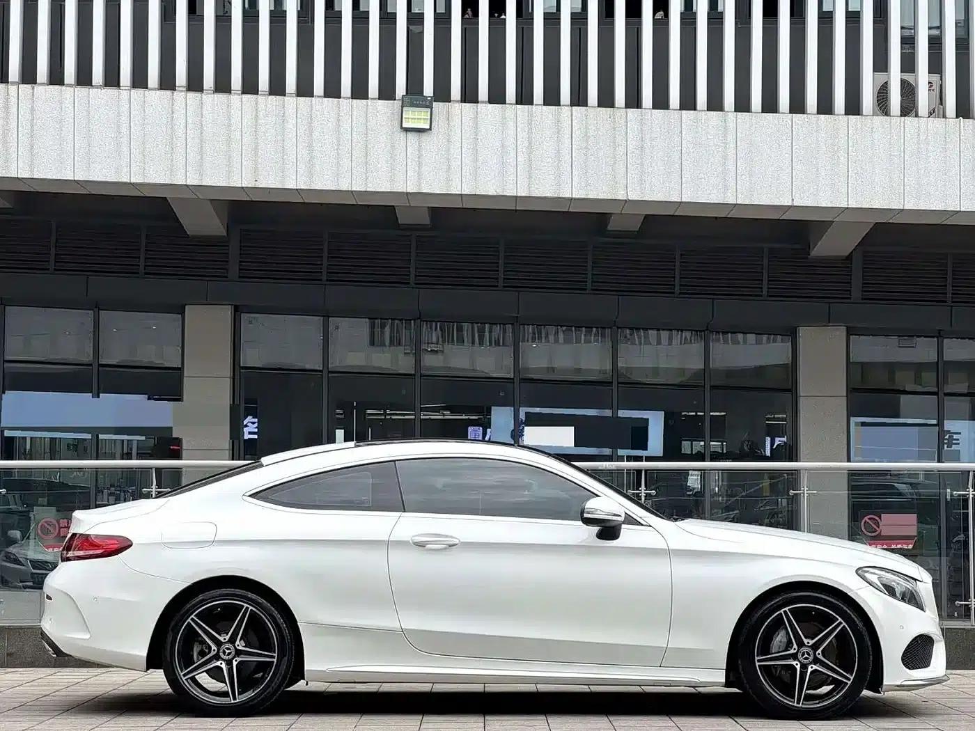 Imported Mercedes-Benz C-Class 2018 C 200 Coupe — миниатюра 7