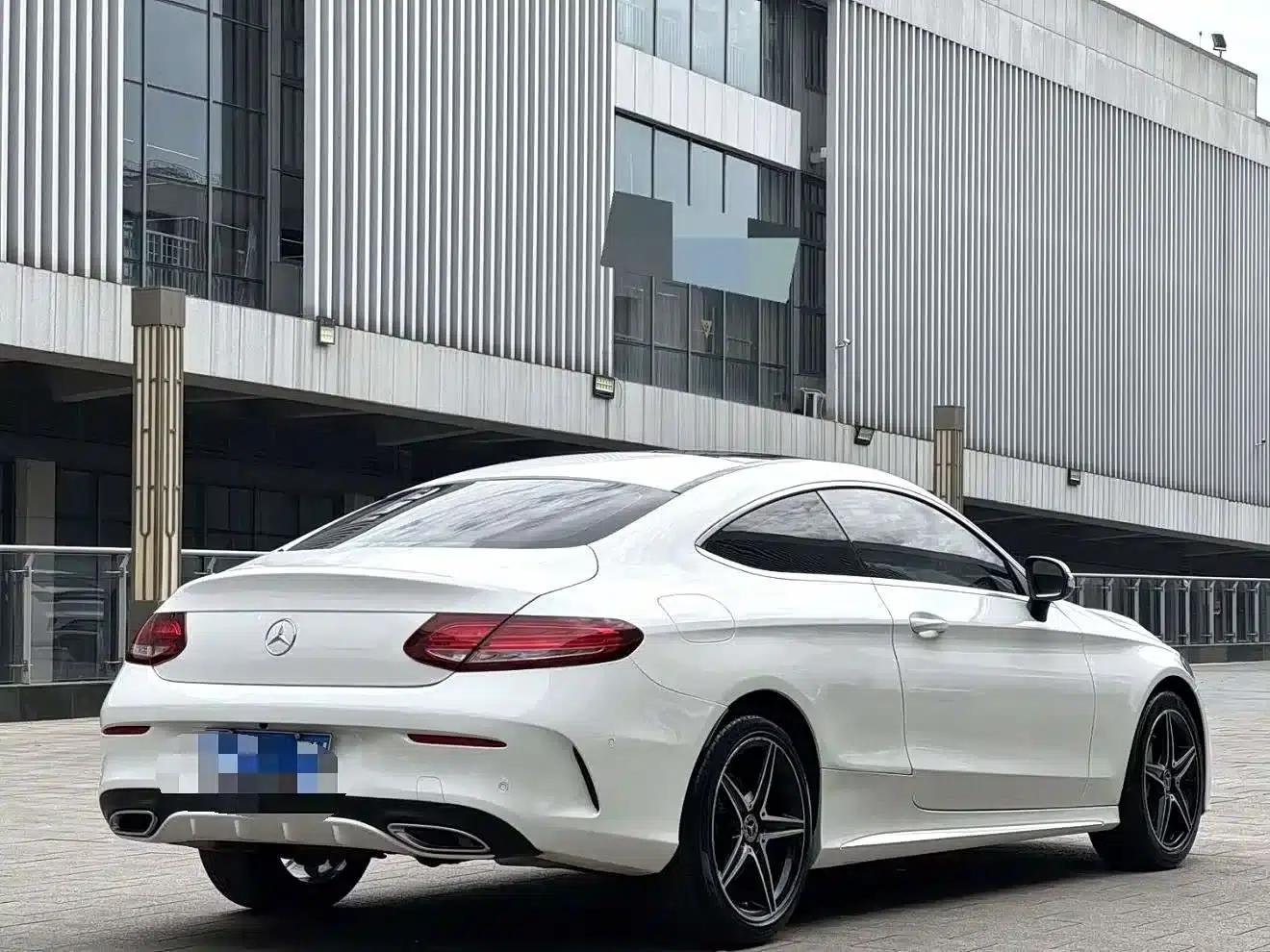Imported Mercedes-Benz C-Class 2018 C 200 Coupe — миниатюра 9