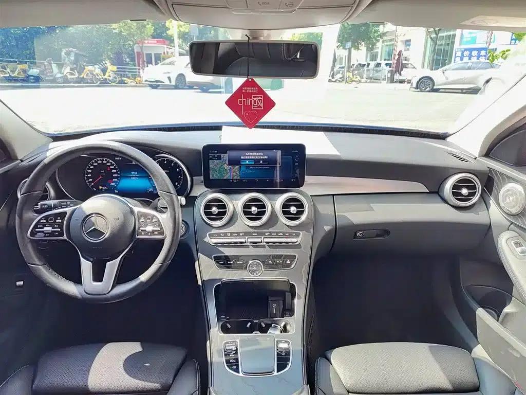 Imported Mercedes-Benz C-Class 2020 Facelift C 260 Estate — миниатюра 10