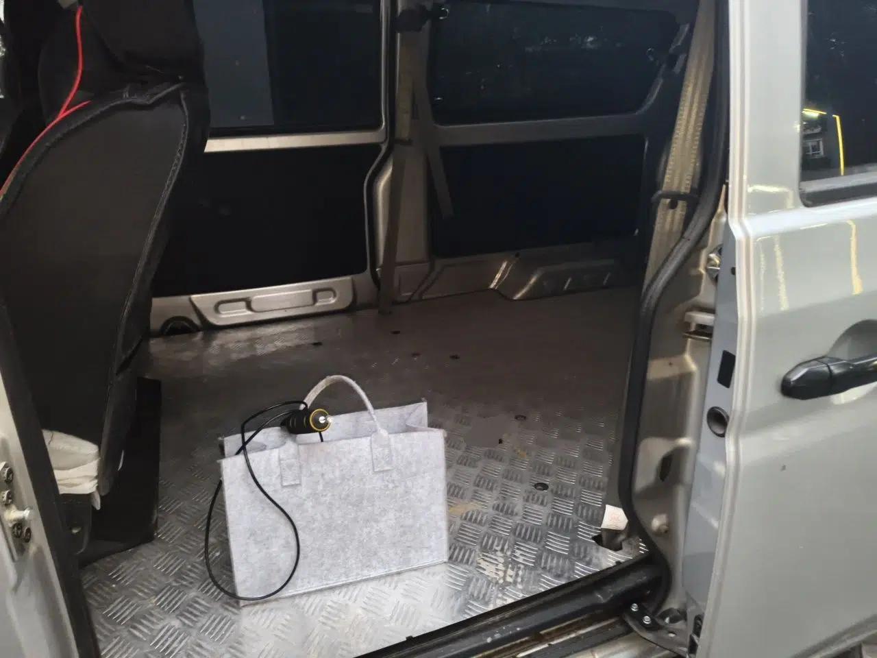 Jinbei New Hiace X30L Huachen Xinyuan Little Sea Lion 1.5L Premium Manual — миниатюра 17