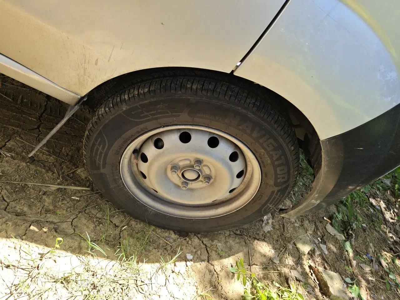 Jinbei Hiace X30 2023 1.5L Super-Comfortable Passenger Van 5/6/7-Seater Non-Air-Conditioned Version Model SWC15M — миниатюра 8