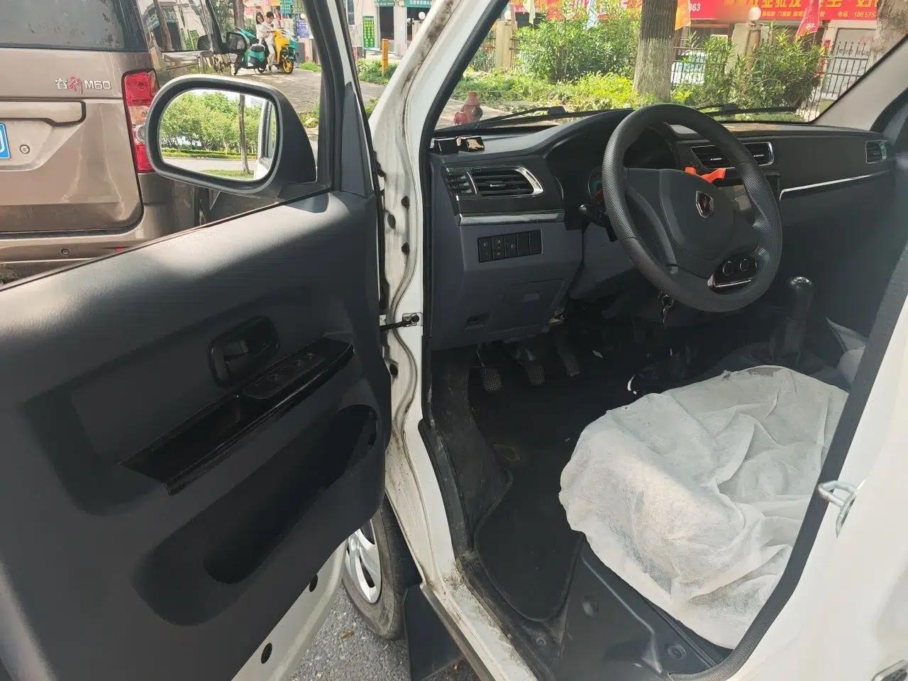 Jinbei Hiace X30 2023 1.5L Business-Style Passenger Van 5/6/7-Seater Non-Air-Conditioned Version SWC15M — миниатюра 16