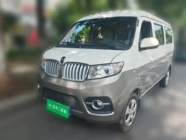 Jinbei Hiace X30 2023 1.5L Business-Style Passenger Van 5/6/7-Seater Non-Air-Conditioned Version SWC15M