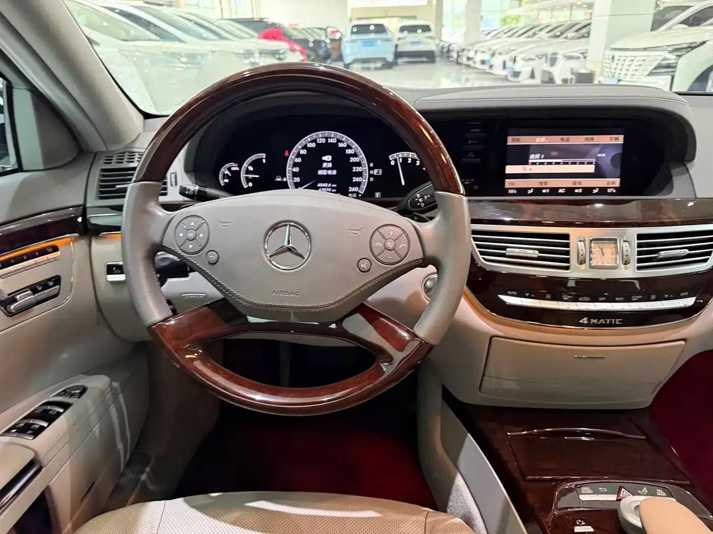 2012 Mercedes-Benz S-Class S 350 L 4MATIC Grand Edition — миниатюра 13
