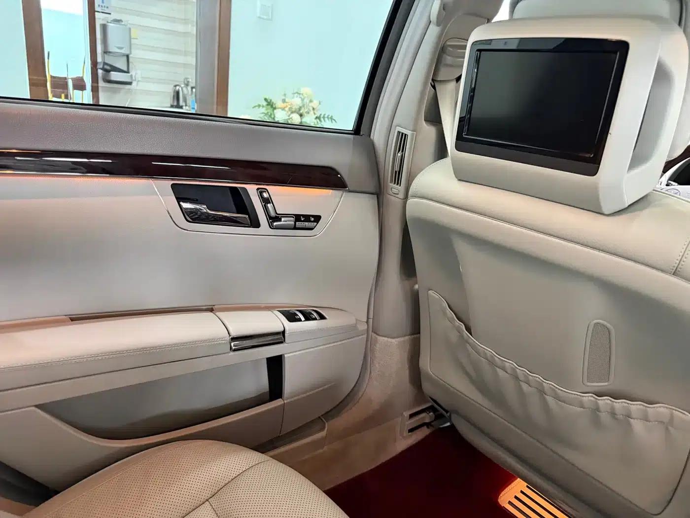 2012 Mercedes-Benz S-Class S 350 L 4MATIC Grand Edition — миниатюра 16