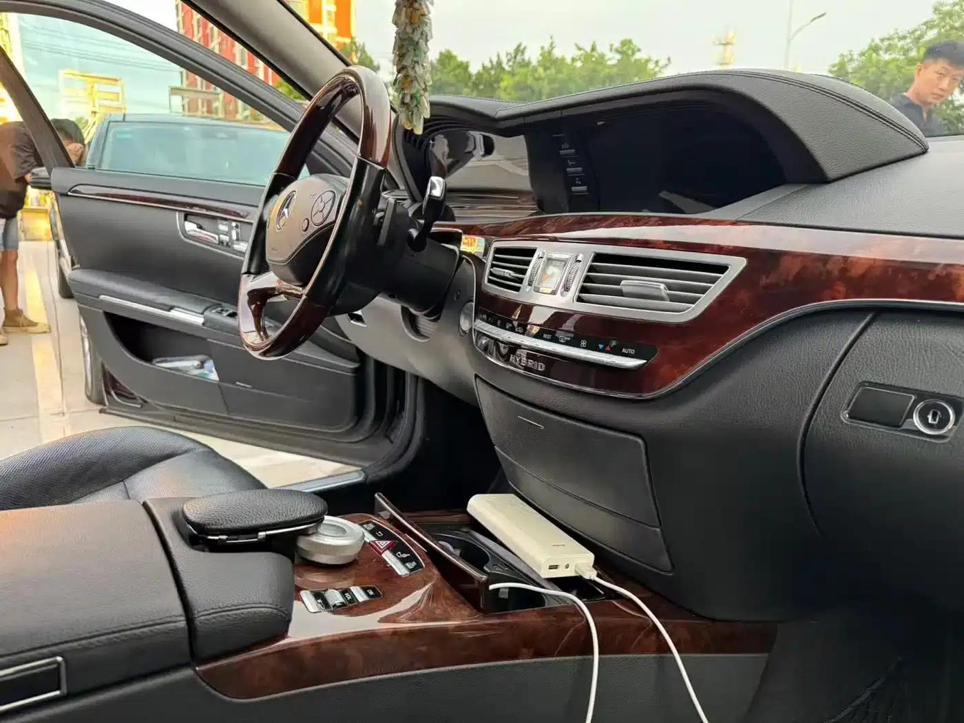 2010 Mercedes-Benz S-Class S 400 L HYBRID — миниатюра 12
